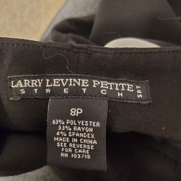 Larry Levine stretch capri pants, black, 8P, great shape, black and white belt - Picture 3 of 6